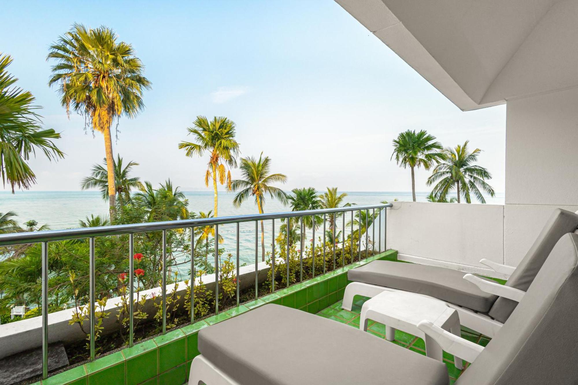Royal Cliff Beach Terrace Паттайя Экстерьер фото