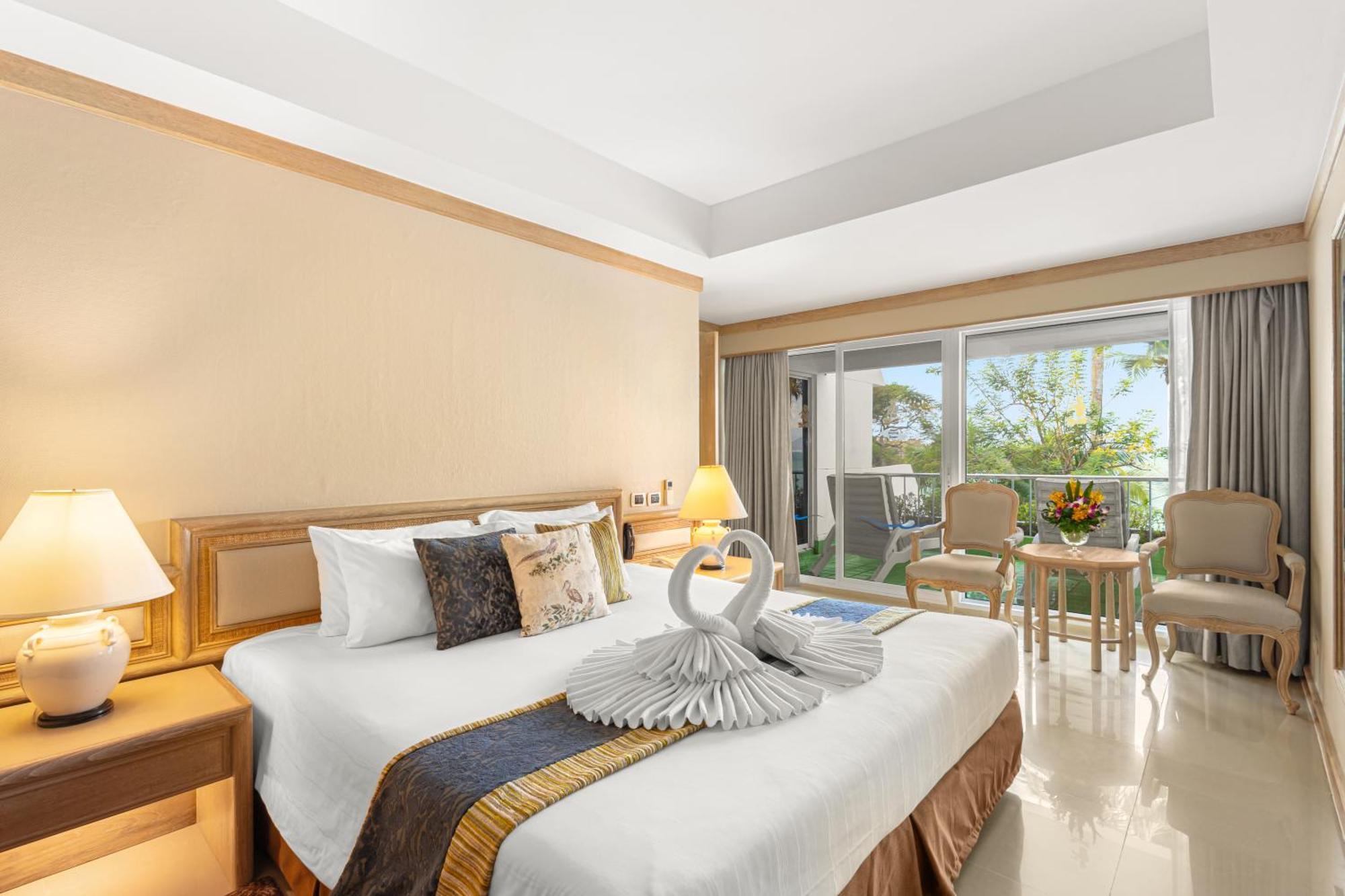 Royal Cliff Beach Terrace Паттайя Экстерьер фото